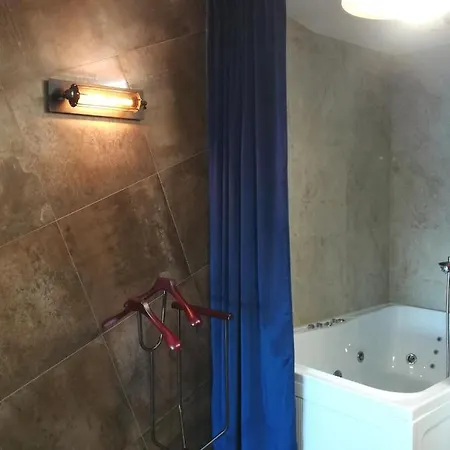 Jacuzzi Luxe City Centre, панорамный вид на Апартаменты Минск